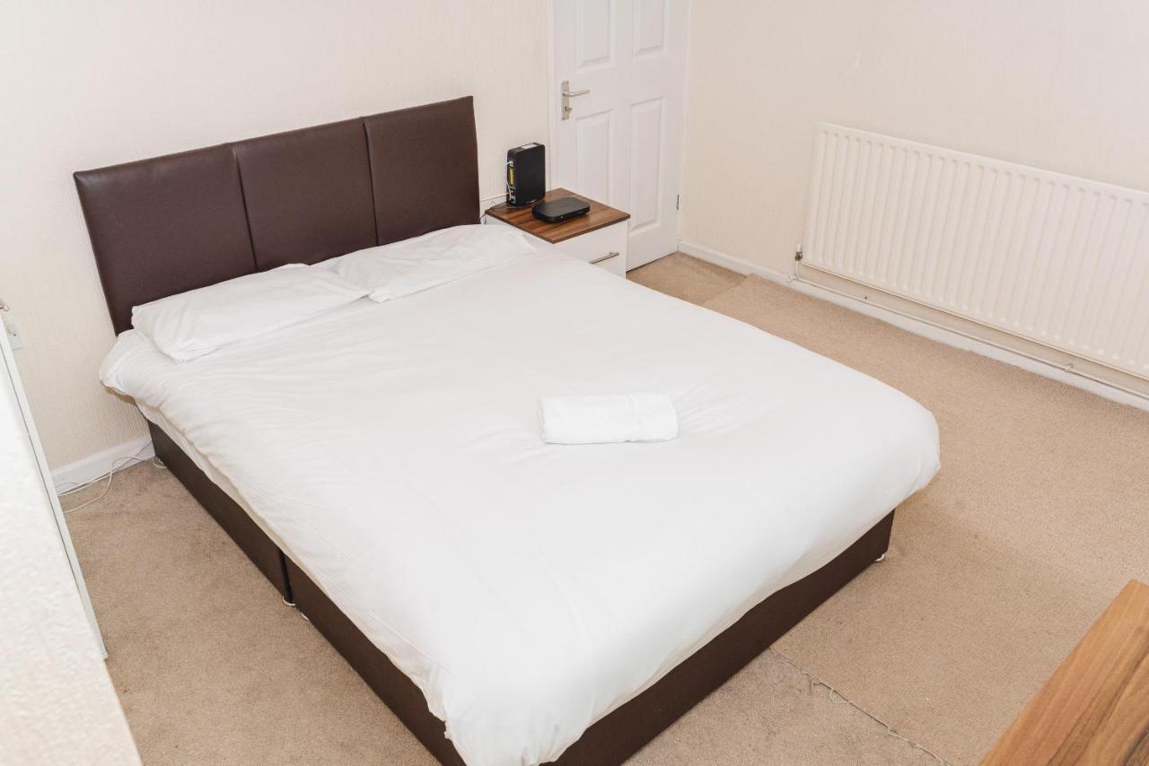 City Rooms In Stoke City Екстериор снимка