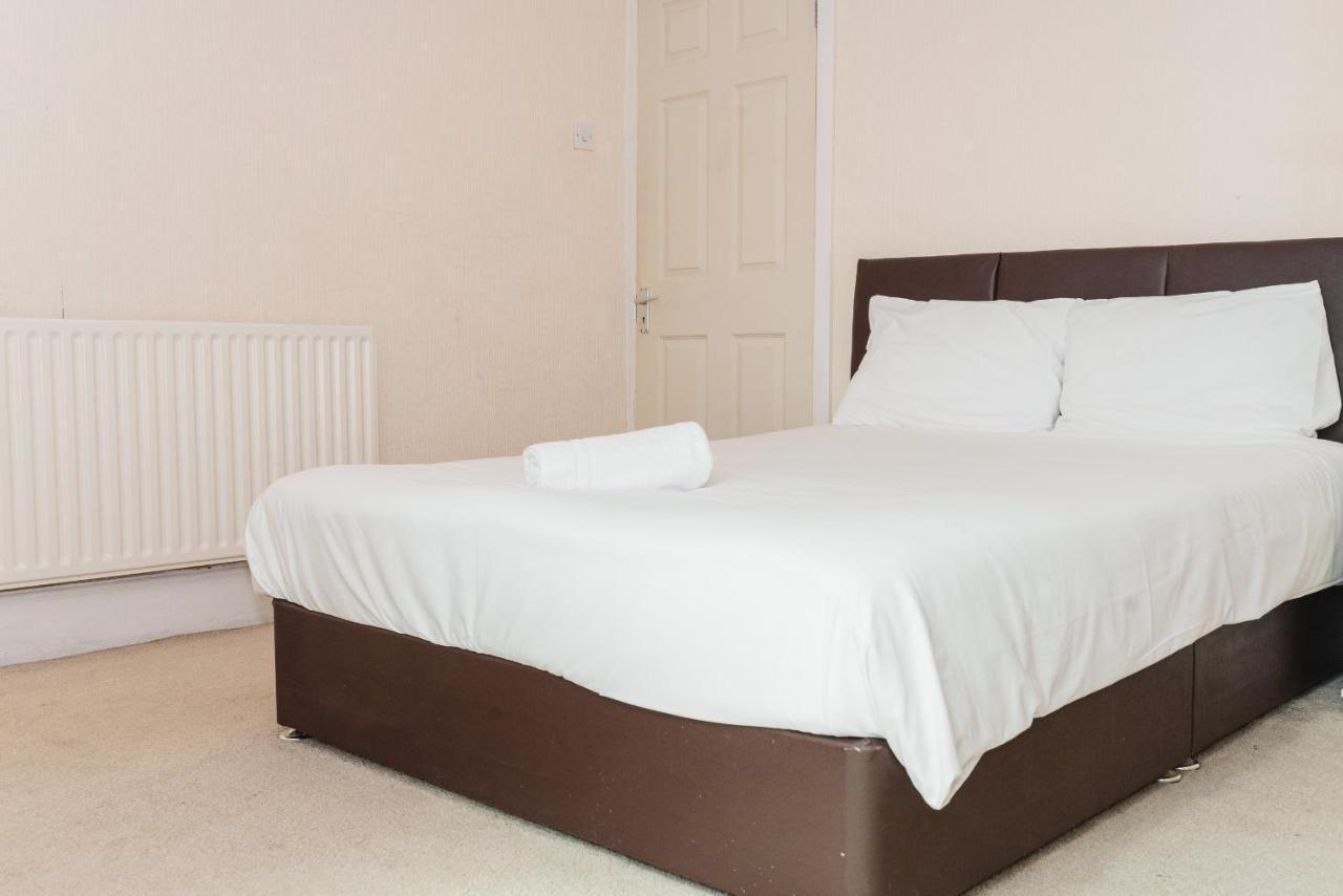 City Rooms In Stoke City Екстериор снимка